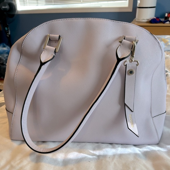 Danier purse - Picture 4 of 5